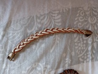 Conjunto de pulseras y anillo