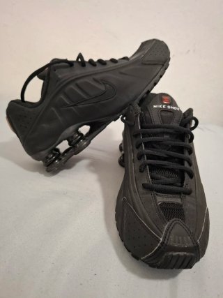 Zapatillas Nike Shox R4 Negras Rojas precio negoci