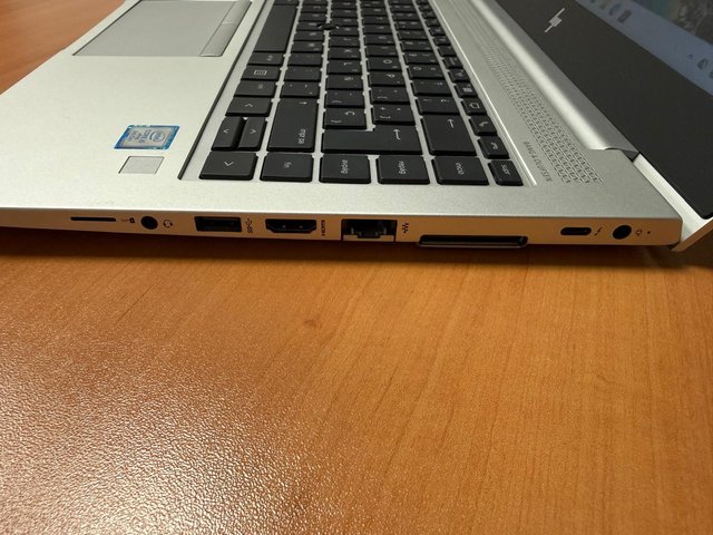 HP Elitebook 840 G5 i5 16GB 256GB SSD