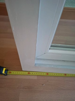 Ventana de PVC Kömmerling con Persiana, corredera.