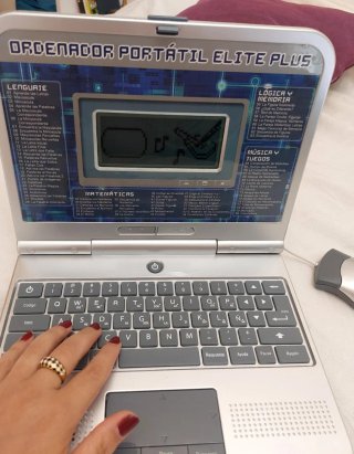 Ordenador Portátil Educativo Elite Plus