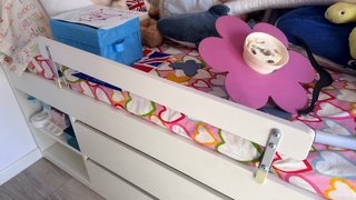 Barandilla de cama infantil de Ikea blanca