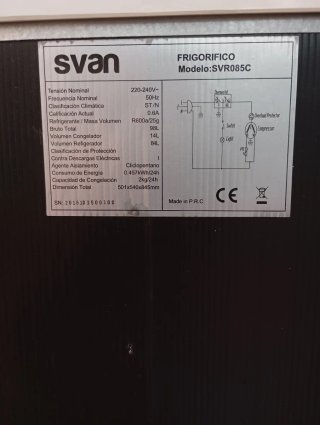 Frigorífico bajo encimera Svan