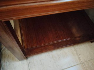 Mesita Cuadrada de Madera