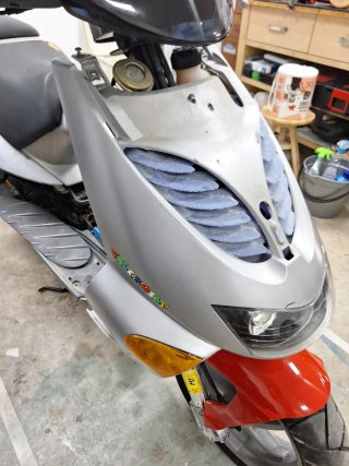 Carenado Aprilia SR Rossi