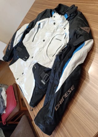 Chaqueta Moto Dainese Dolomiti Gore-Tex Talla 58
