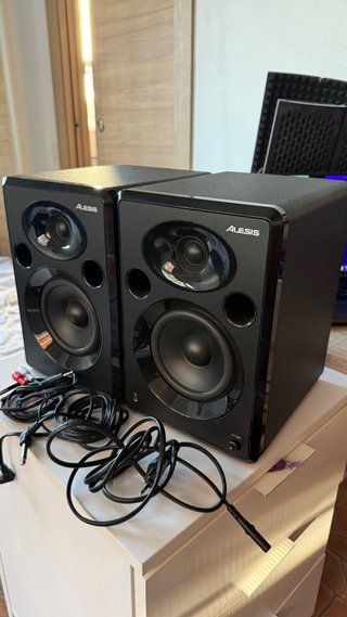 Altavoces Alesis Elevate 5 MKII