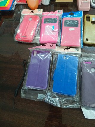 Lote de 13 Fundas y Protectores de Pantalla