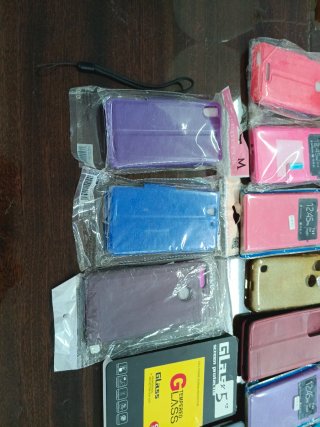 Lote de 13 Fundas y Protectores de Pantalla