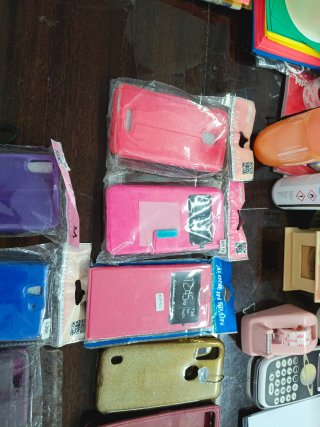 Lote de 13 Fundas y Protectores de Pantalla