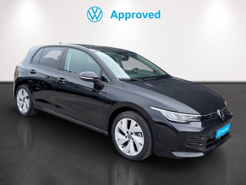 Volkswagen Golf "Más" 2.0 TDI 6 vel. 2025