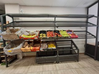 Estantería metálica para frutería