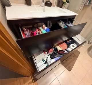 Mueble de baño de madera