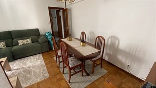 Mesa de Comedor con 4 Sillas