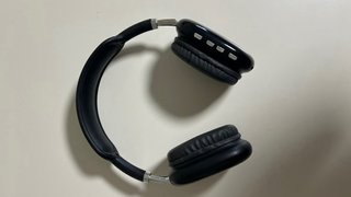 Cascos Inalámbricos Negros con Stickers