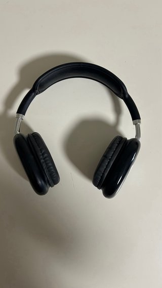 Cascos Inalámbricos Negros con Stickers