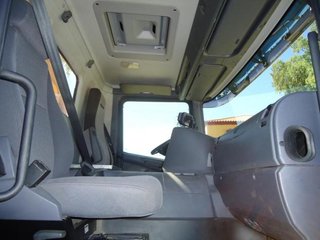 Scania P 320-CAMIONES CISTERNAS