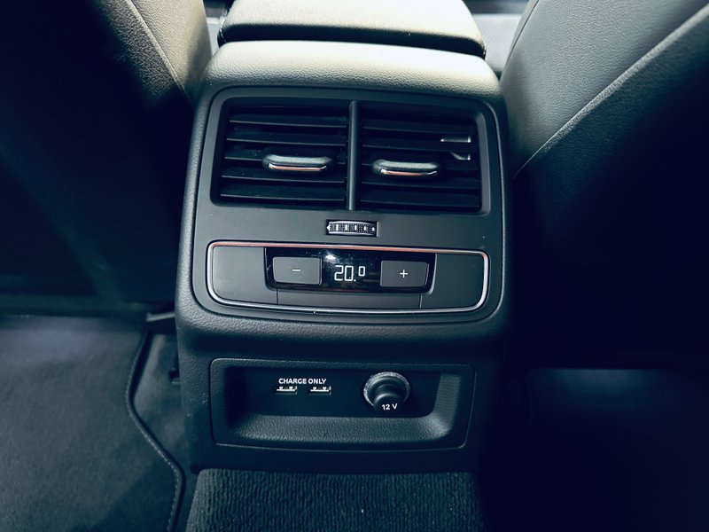 Audi S5 2021, foto 24