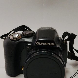Fotocamera Olympus testata funzionante