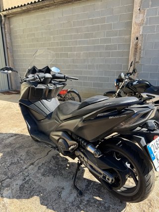 Despiece Kymco AK550