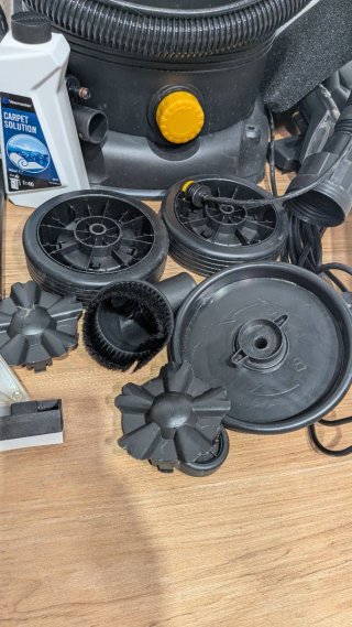Aspiradora VACMASTER Seco y Húmedo