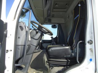 Volvo FE 18 280-CAMIONES CISTERNAS