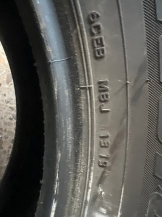 2 Neumáticos Bridgestone 255/55/19 111H