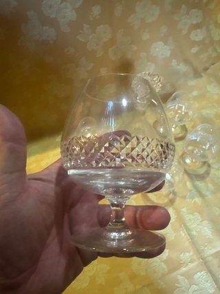 Set Licorera d’Arques y 5 copas talladas.