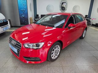 AUDI A3 SPORTBACK 1.6      40.000 KMS