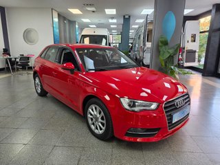 AUDI A3 SPORTBACK 1.6      40.000 KMS
