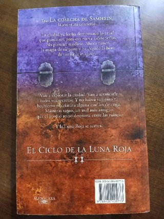 LOS HIJOS DE LAS TINIEBLAS (EL CICLO DE LA LUNA...