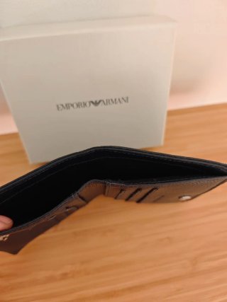 Cartera Emporio Armani original. Azul Marino