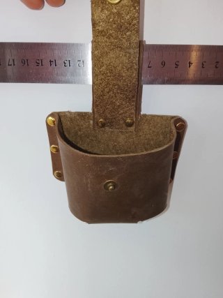 Funda de cuero para Metro hecha a mano