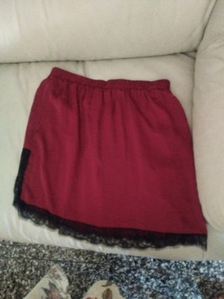 Falda lencera Mango granate con puntilla,t.M