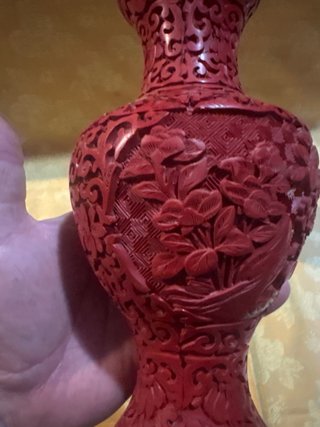 Pareja de Jarrones de Cinabrio