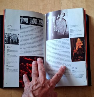 Message in a Box: The Police (Box Set)