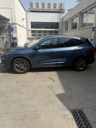 Ford Kuga 2023