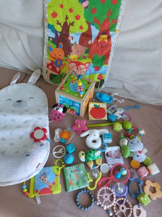 Lote de juguetes para bebé