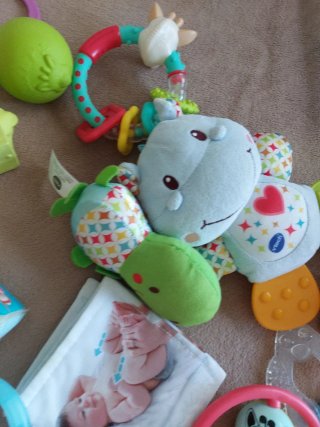 Lote de juguetes para bebé