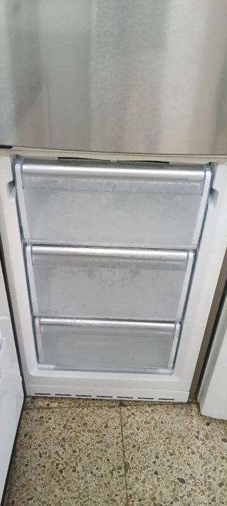 NEVERA COMBI BOSCH NO FROST ENERGÍA A+