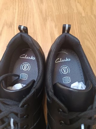 Zapatos Clarks Negros NUEVOS SIN ESTRENAR