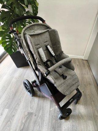 Carrito bebé gris