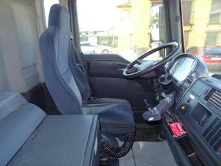 MAN TGA 18 390 D20--CAMIONES CON GRUA