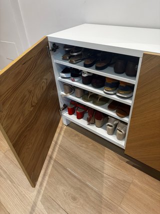 Aparador Ikea Besta chapa roble