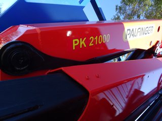 Volvo FM 330--CAMIONES CON GRUA