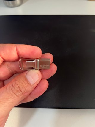 Pendrive Sony Dual USB y Tipo C 2TB