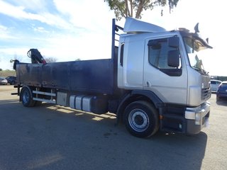 Volvo FL 260.18--CAMIONES CON GRUA