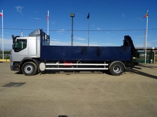 Volvo FL 260.18--CAMIONES CON GRUA