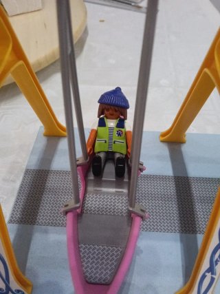 Columpio Playmobil con figuras