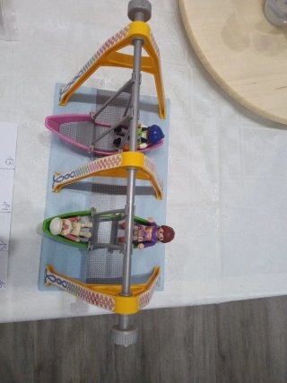 Columpio Playmobil con figuras